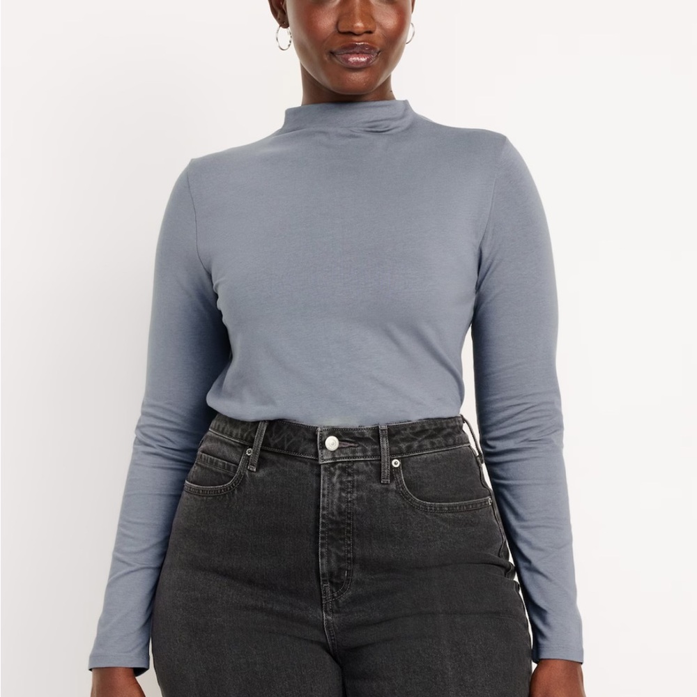 LAST CHANCE | NWOT Old Navy mockneck tshirt size S tall